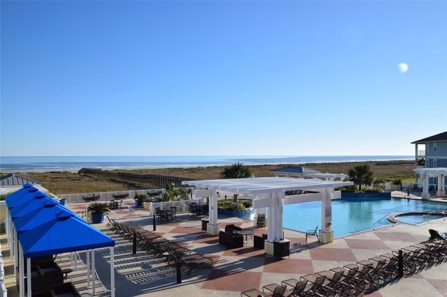 4231 Pointe West 103, Galveston, TX 77554