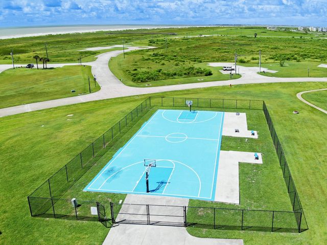 4231 Pointe West 103, Galveston, TX 77554