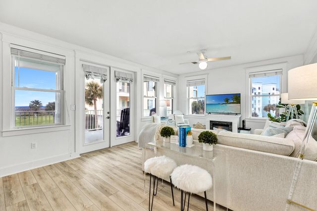 4231 Pointe West 103, Galveston, TX 77554