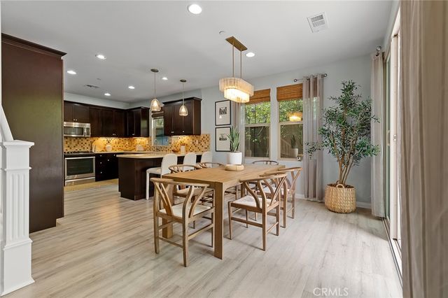 181 Bright Poppy, Irvine, CA 92618