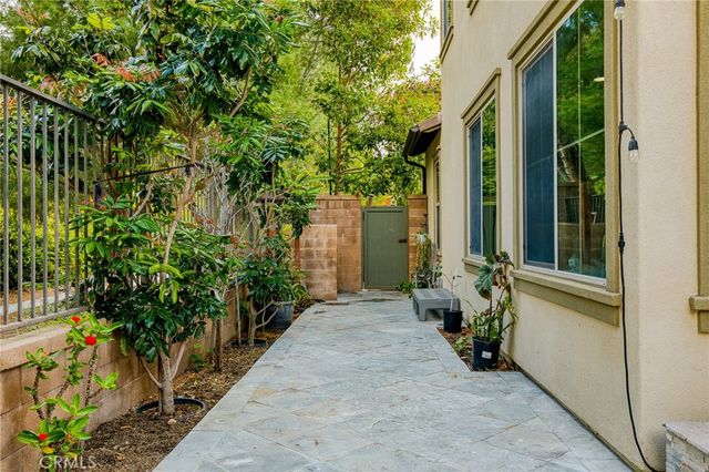 181 Bright Poppy, Irvine, CA 92618