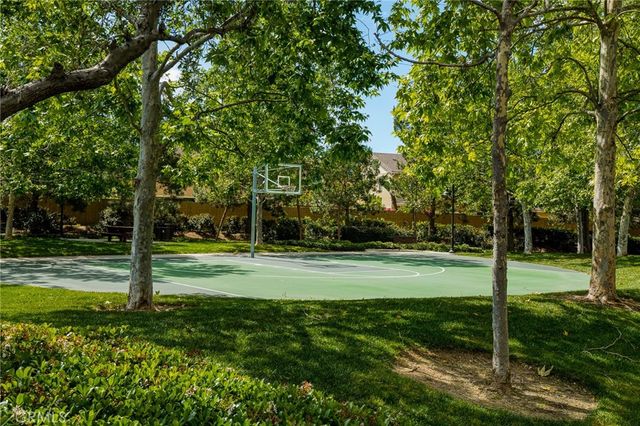 181 Bright Poppy, Irvine, CA 92618