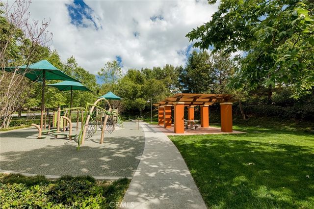 181 Bright Poppy, Irvine, CA 92618