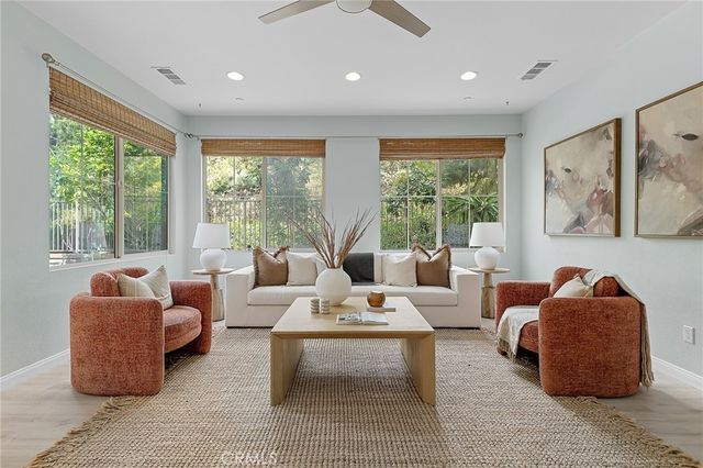 181 Bright Poppy, Irvine, CA 92618