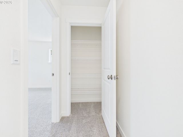 131 W 20TH Way, La Center, WA 98629
