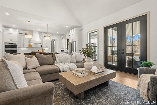 5467 Cline Road, Fruitport, MI 49415