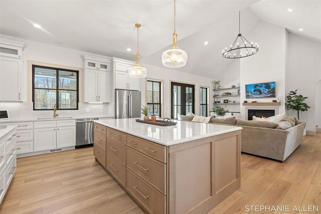 5467 Cline Road, Fruitport, MI 49415