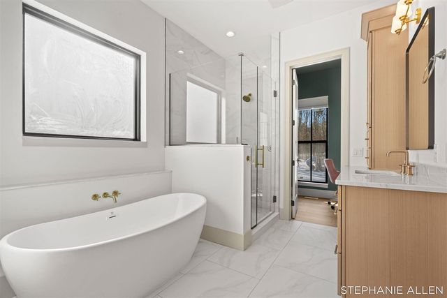 5467 Cline Road, Fruitport, MI 49415