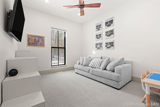 5467 Cline Road, Fruitport, MI 49415