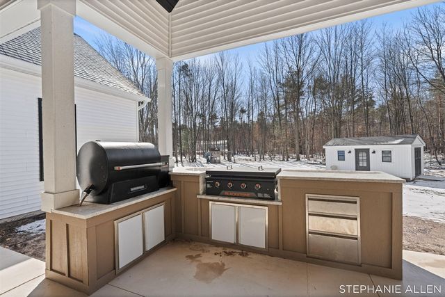 5467 Cline Road, Fruitport, MI 49415