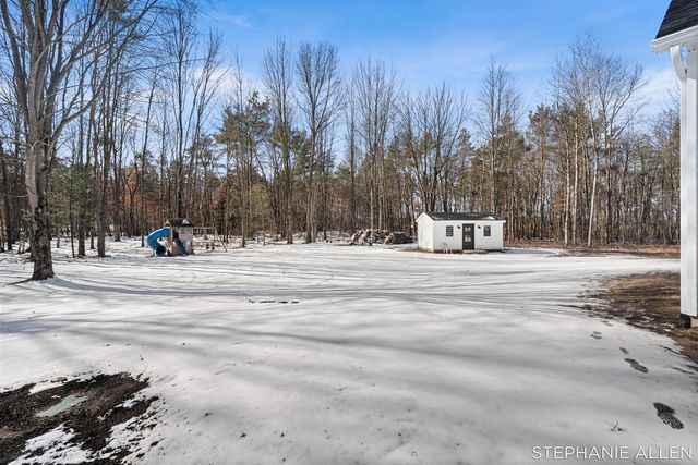 5467 Cline Road, Fruitport, MI 49415