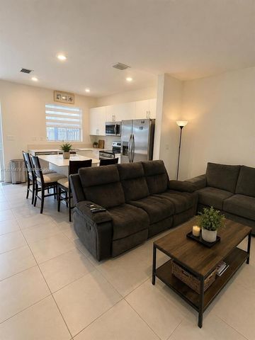 27704 SW 156, Homestead, FL 33032