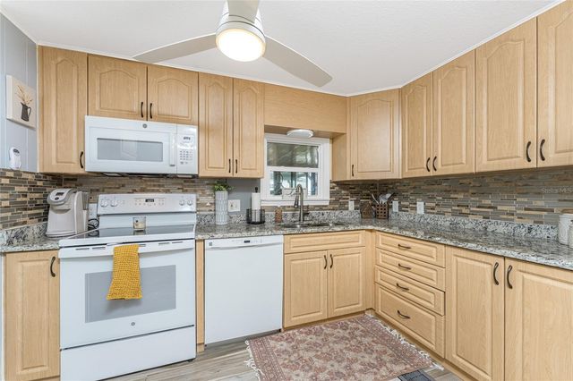 2860 PENGUIN LANE, Englewood, FL 34224