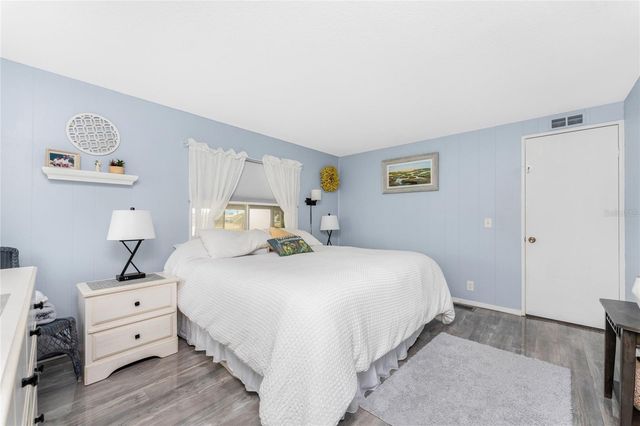 2860 PENGUIN LANE, Englewood, FL 34224