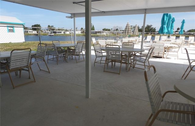 2860 PENGUIN LANE, Englewood, FL 34224