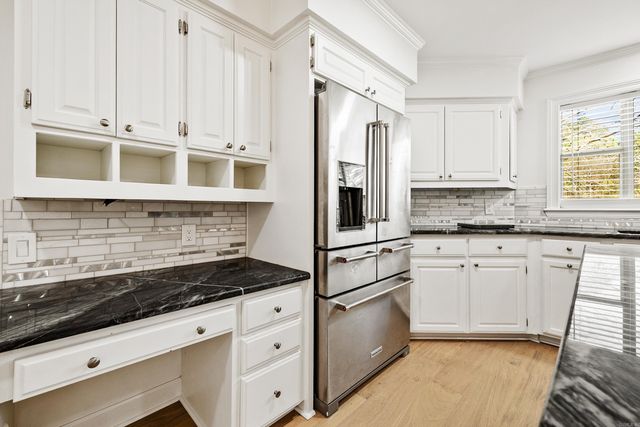 33 Plantation Acres Drive, Little Rock, AR 72210