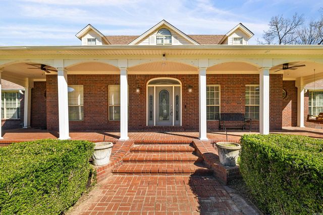 33 Plantation Acres Drive, Little Rock, AR 72210