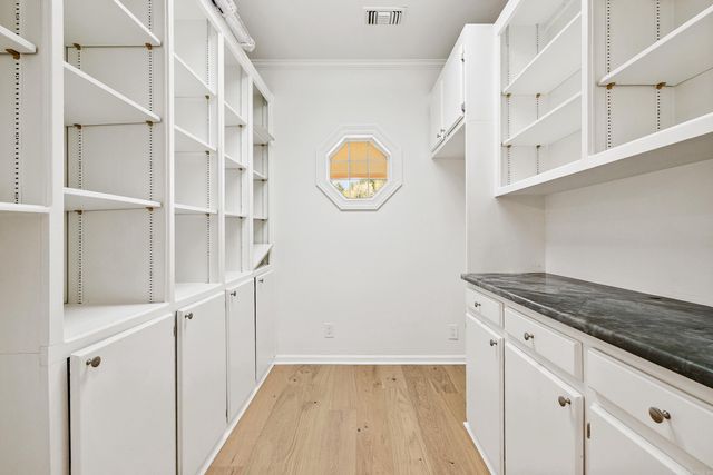 33 Plantation Acres Drive, Little Rock, AR 72210