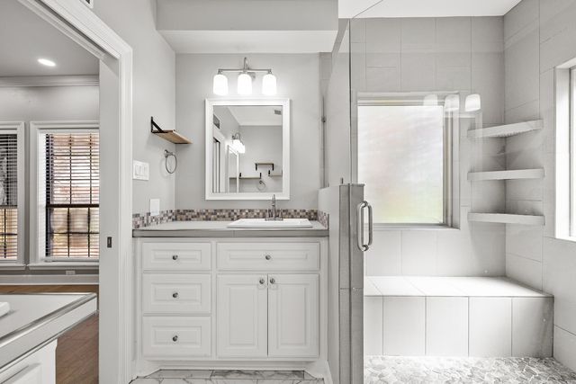 33 Plantation Acres Drive, Little Rock, AR 72210