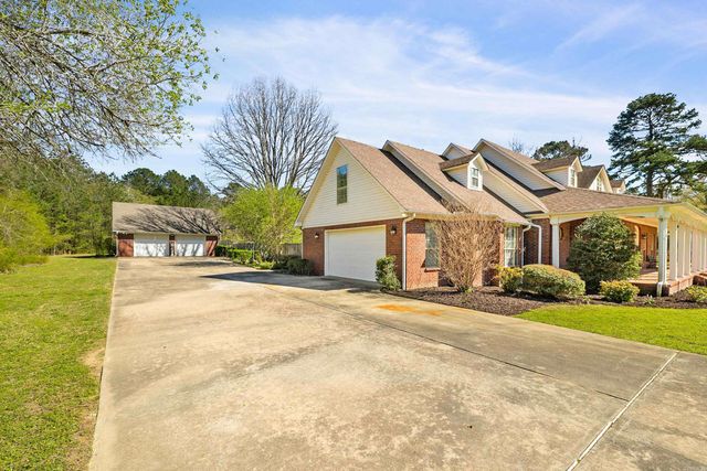 33 Plantation Acres Drive, Little Rock, AR 72210