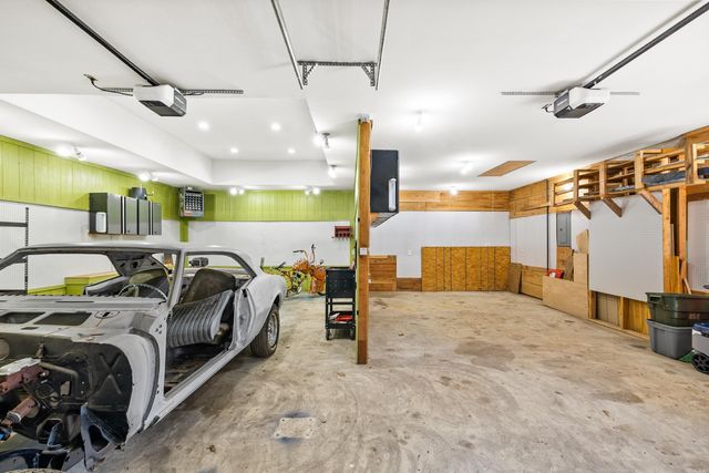 33 Plantation Acres Drive, Little Rock, AR 72210