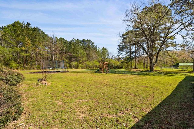 33 Plantation Acres Drive, Little Rock, AR 72210