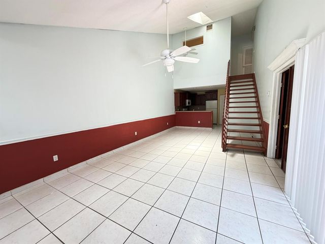 2035 Winners Circle, North Lauderdale, FL 33068