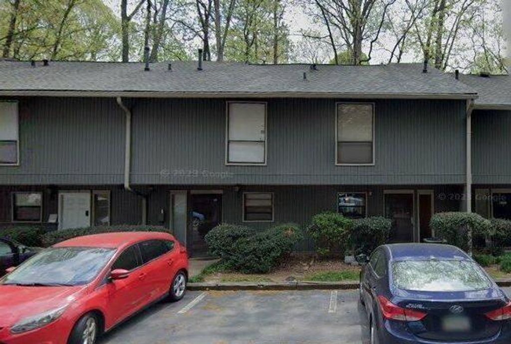 6222 Overlook Road, Peachtree Corners, GA 30092