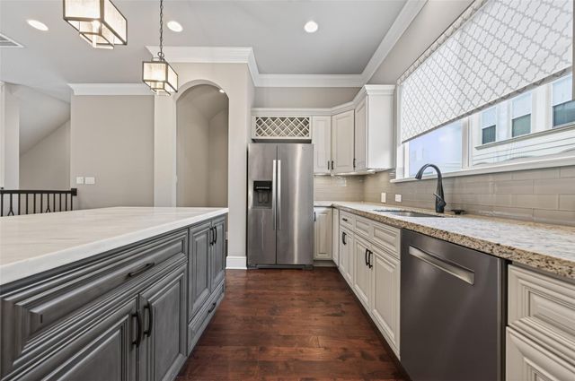 1429 W 21st Street, Houston, TX 77008