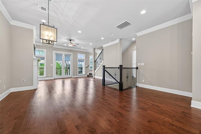 1429 W 21st Street, Houston, TX 77008