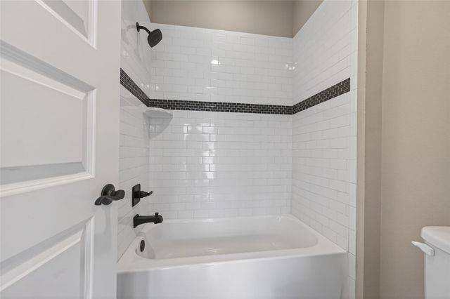 1429 W 21st Street, Houston, TX 77008