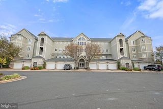 1621 LADUE CT #105, Woodbridge, VA 22191