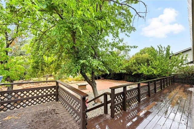 16927 Greenridge Road, Hidden Valley Lake, CA 95467