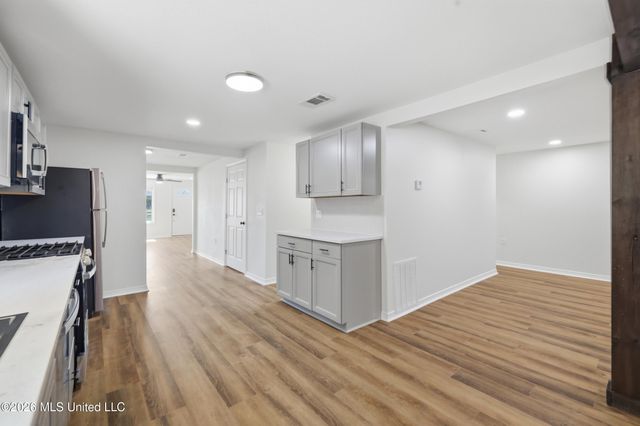 2900 8th Avenue, Gulfport, MS 39501