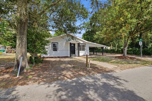 2900 8th Avenue, Gulfport, MS 39501
