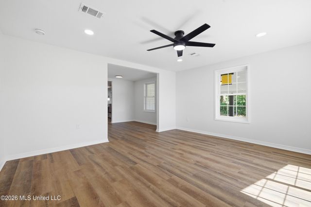 2900 8th Avenue, Gulfport, MS 39501