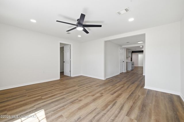 2900 8th Avenue, Gulfport, MS 39501