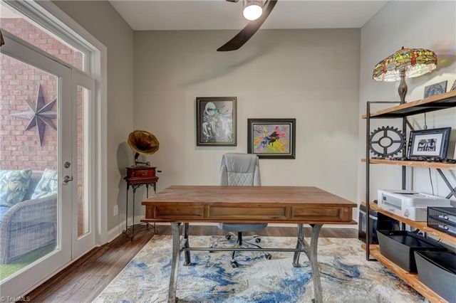 113 Church Street 305, Greensboro, NC 27401