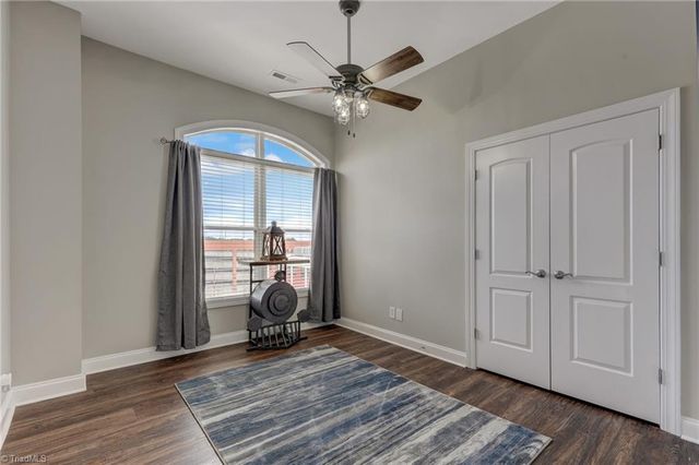 113 Church Street 305, Greensboro, NC 27401