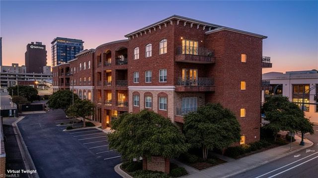 113 Church Street 305, Greensboro, NC 27401