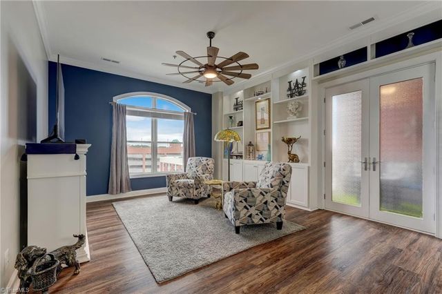 113 Church Street 305, Greensboro, NC 27401