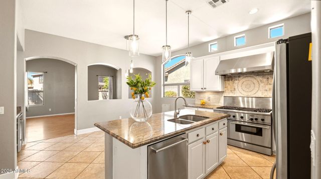 3778 S CUPERTINO Drive, Gilbert, AZ 85297