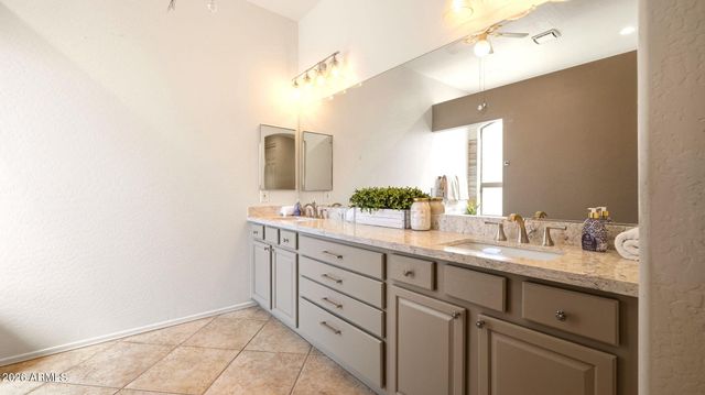 3778 S CUPERTINO Drive, Gilbert, AZ 85297