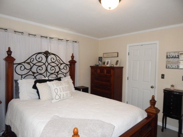 535 Highland Park Cir, Mcminnville, TN 37110