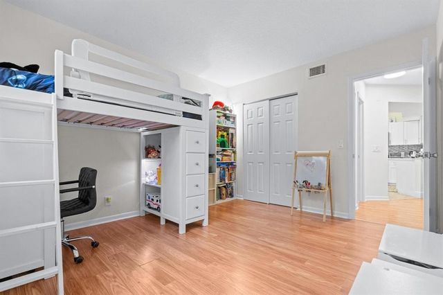 8851 S Wiles Rd 305, Coral Springs, FL 33067