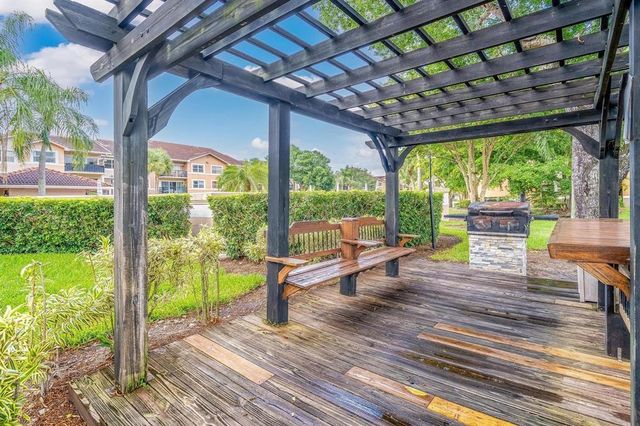 8851 S Wiles Rd 305, Coral Springs, FL 33067