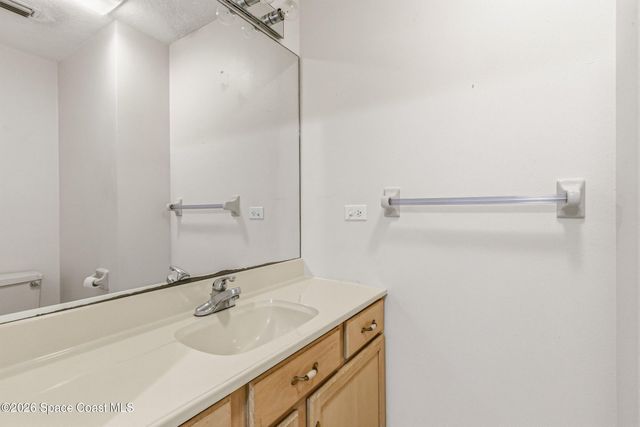 693 W Pine Road, Melbourne Village, FL 32904