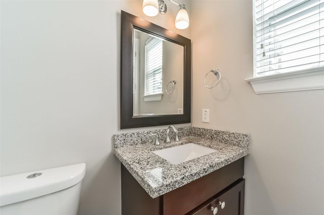5635 Kiam Street C, Houston, TX 77007