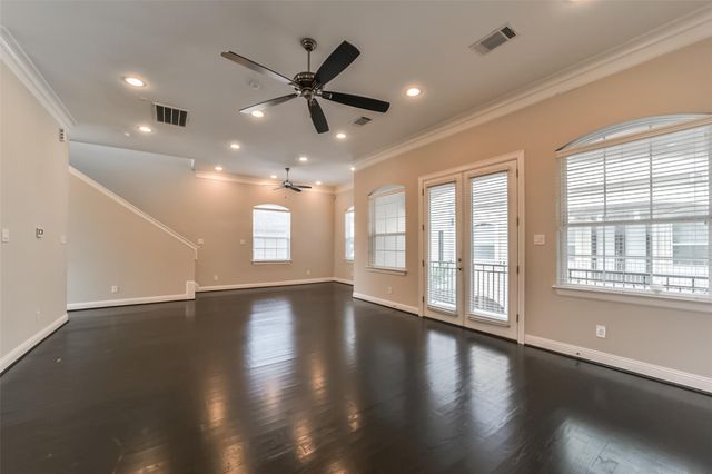 5635 Kiam Street C, Houston, TX 77007