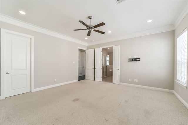 5635 Kiam Street C, Houston, TX 77007